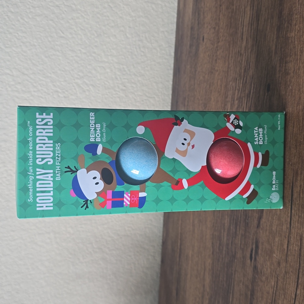 Da Bomb Bath Fizzers Holiday Surprise Santa & Reindeer Bomb Gift Set - 7oz/2pk